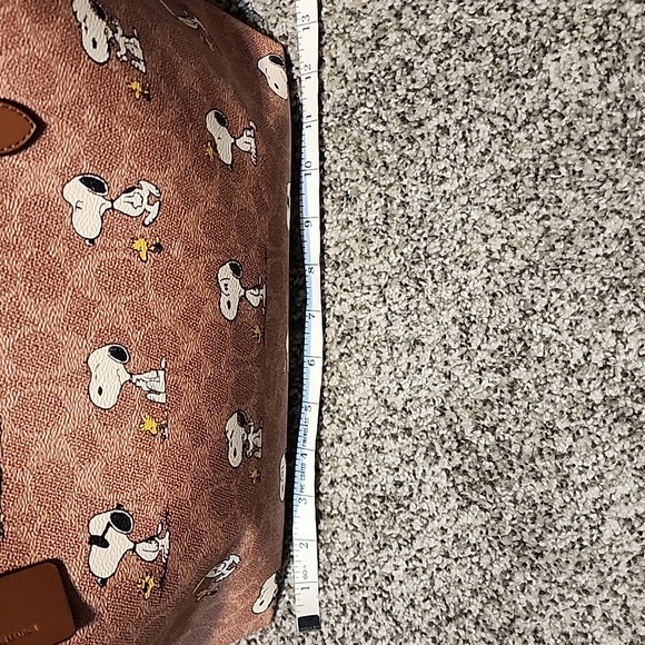 Coach X Peanuts Snoopy City Tote Bag. Limited Edition. EUC. - Picture 16 of 16